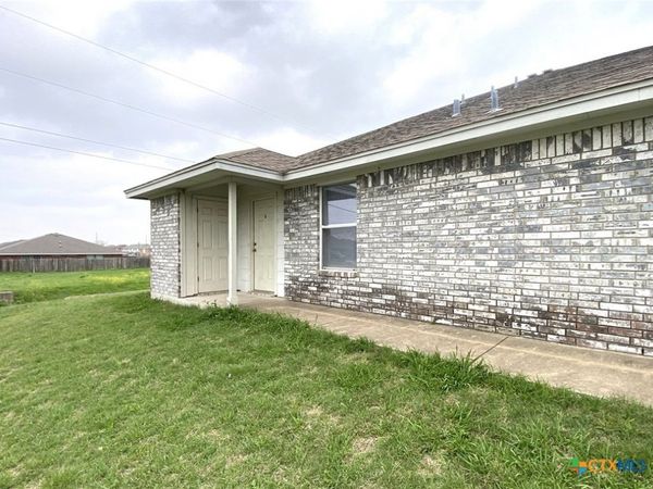 3709 Littleleaf Drive , Unit B, Killeen, TX 76549