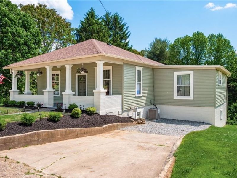 818 Highland Avenue, Cambridge, OH 43725 Photo 5