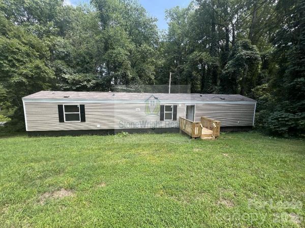 2034 Shelby Road , Unit 8, Kings Mountain, NC 28086