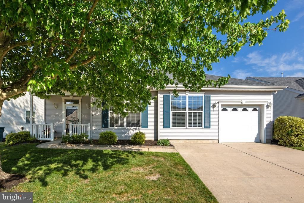 15 Reef Lane, Tuckerton, NJ 08087 Main Photo