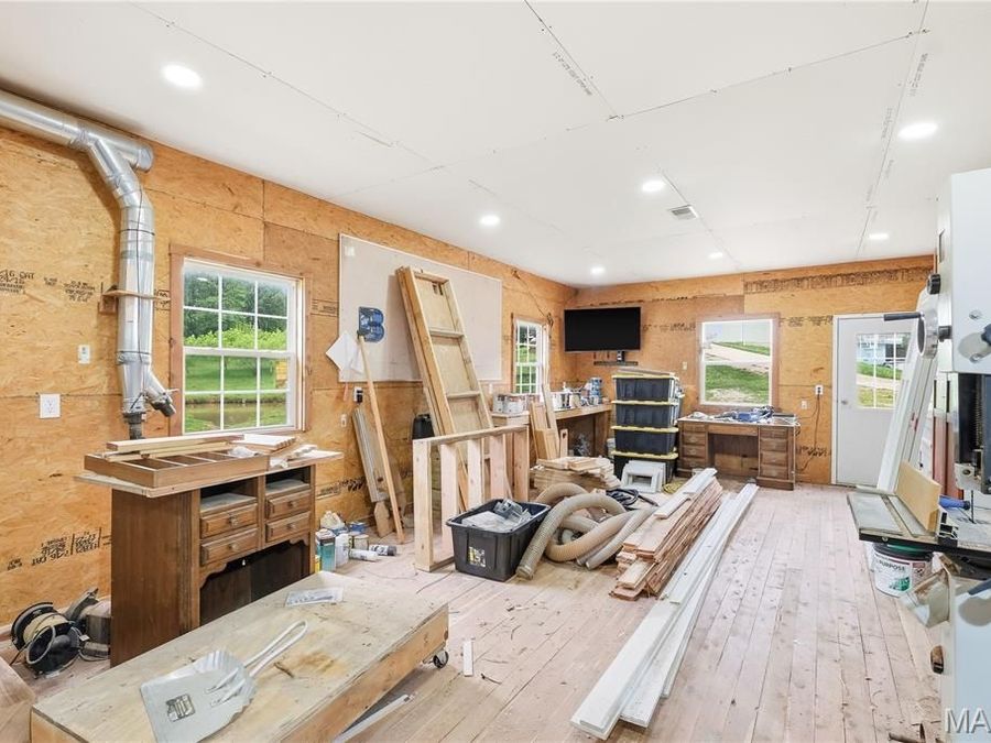 Property Image 79