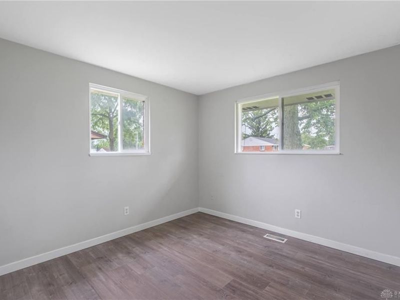 7155 Stonehurst Drive, Huber Heights, OH 45424 Photo 14