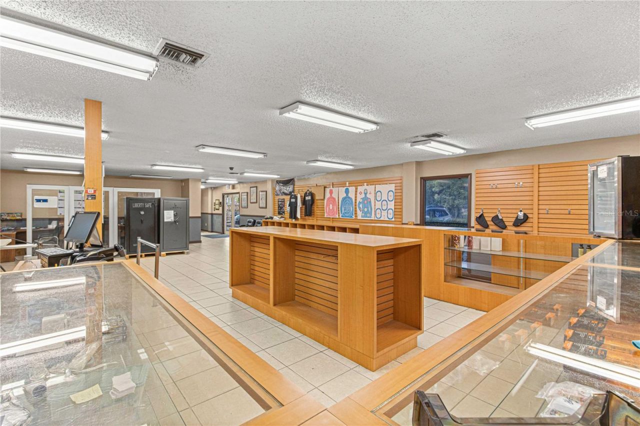 1031 NE 16th Street , Ocala, FL 34470 Photo