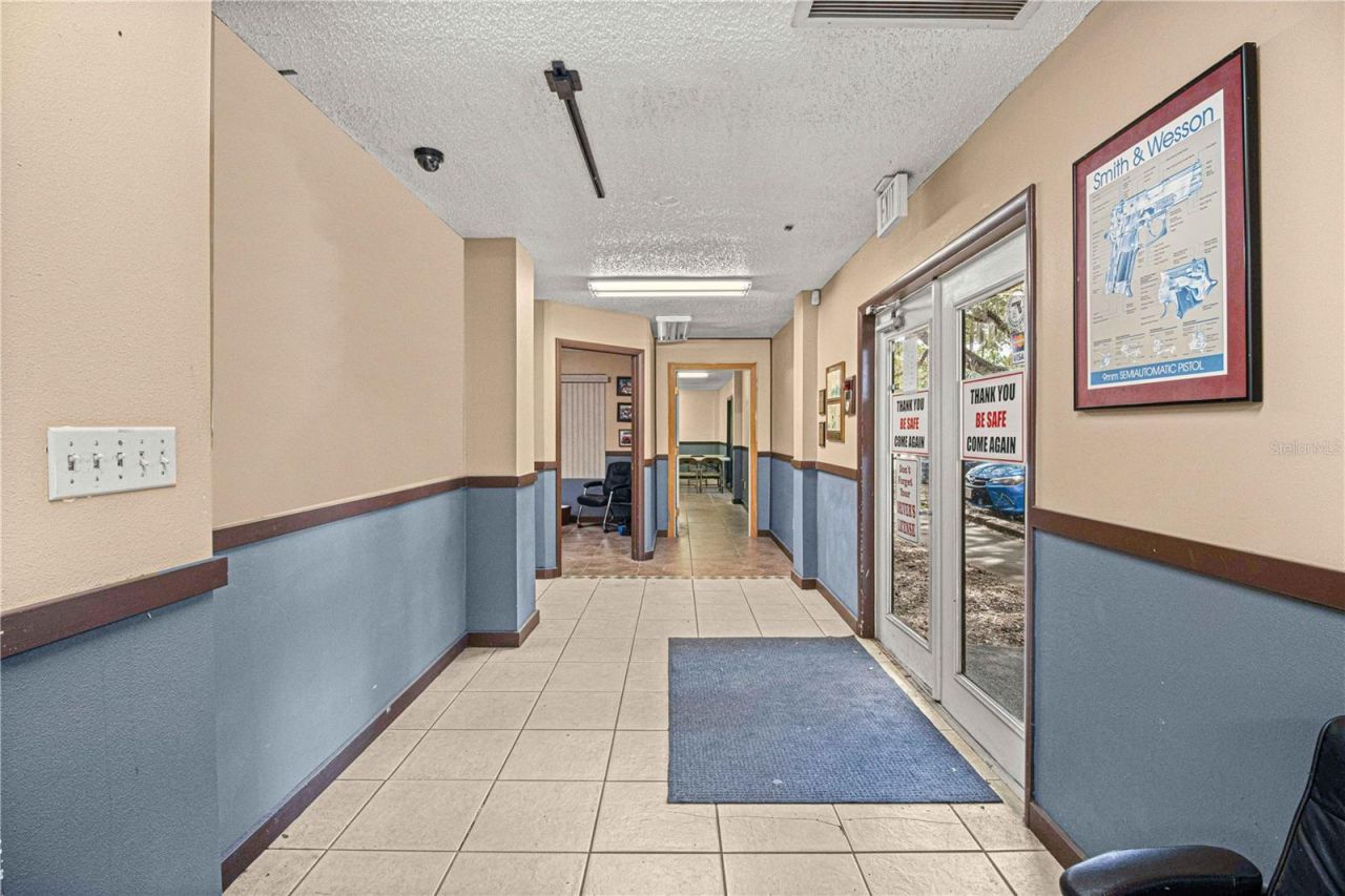 1031 NE 16th Street , Ocala, FL 34470 Photo