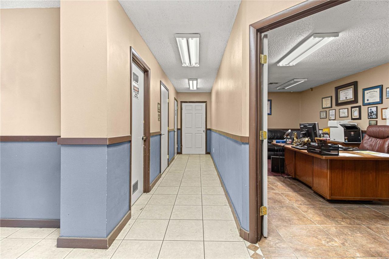 1031 NE 16th Street , Ocala, FL 34470 Photo