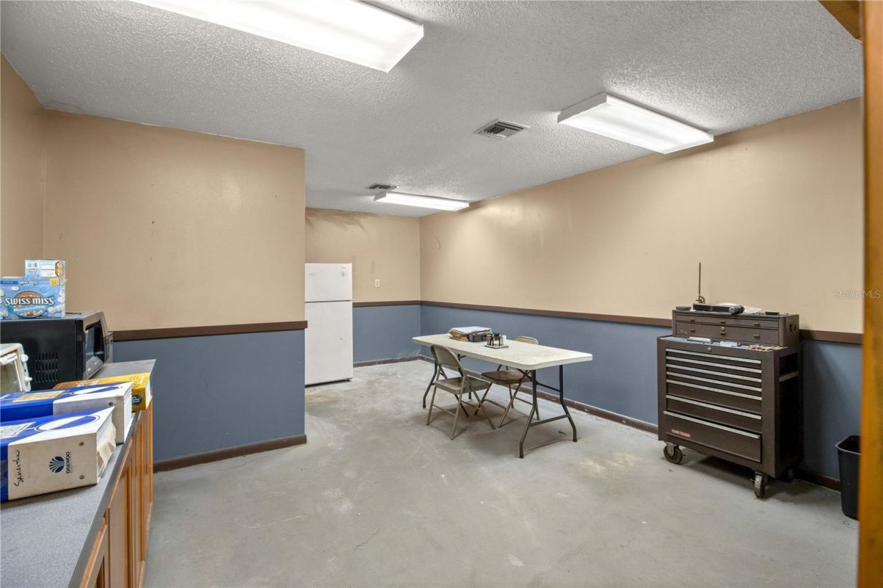 1031 NE 16th Street , Ocala, FL 34470 Photo