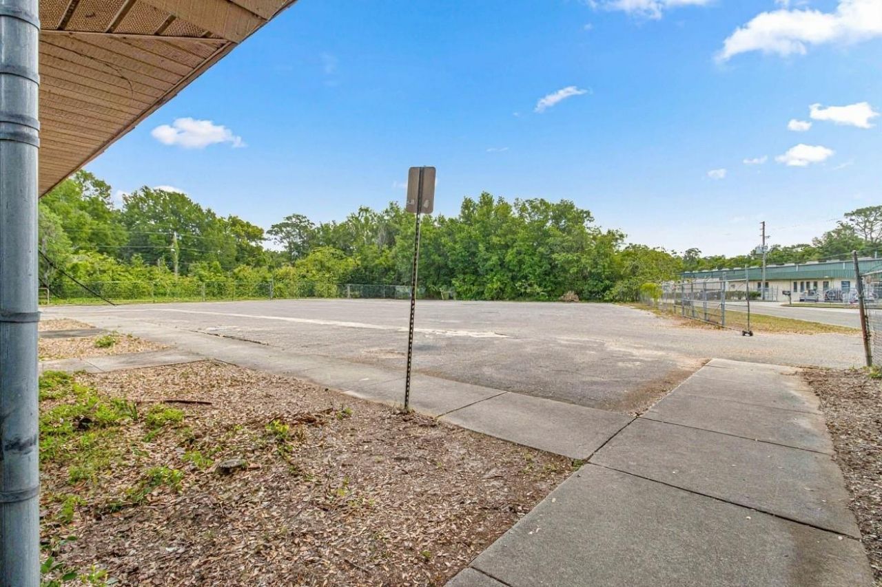 1031 NE 16th Street, Ocala, FL 34470 Photo