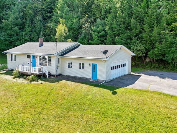 370 Lake Street, Barton, VT 05822