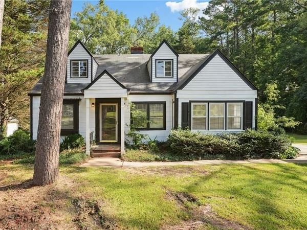 30 Woodlawn Avenue, Hampton, GA 30228