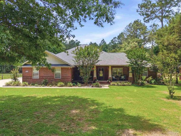 9105 Byrom Campbell Rd, Milton, FL 32571