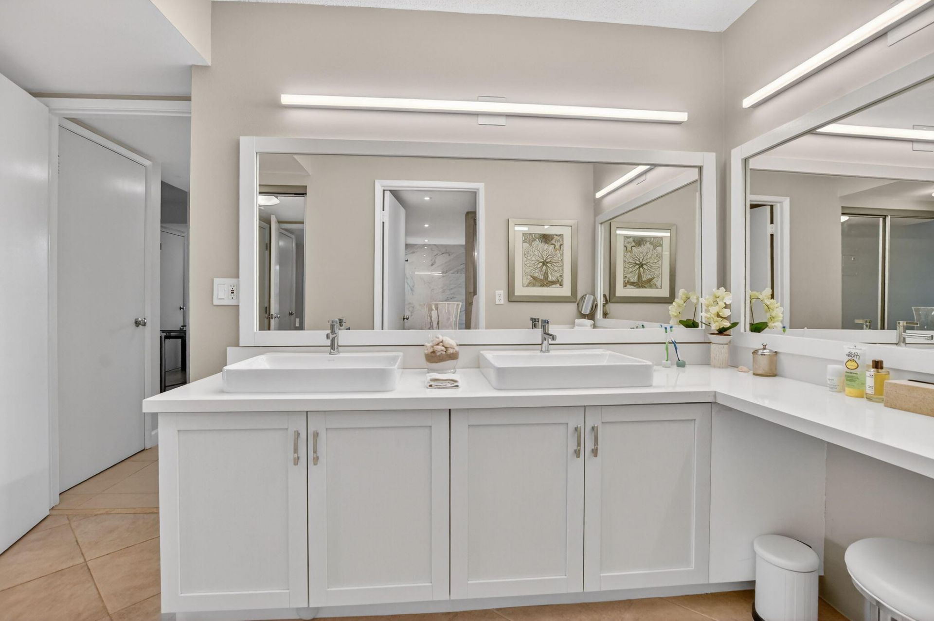 5851 Camino Del Sol, Unit 402, Boca Raton, FL 33433 Photo