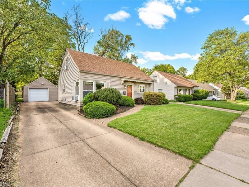 1165 Myrtle Avenue, Cuyahoga Falls, OH 44221 Photo 2