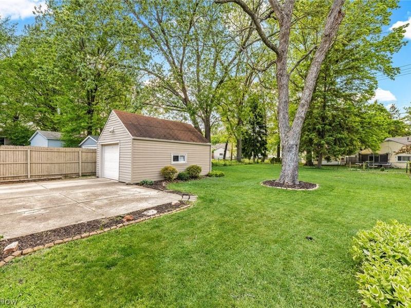 1165 Myrtle Avenue, Cuyahoga Falls, OH 44221 Photo 32