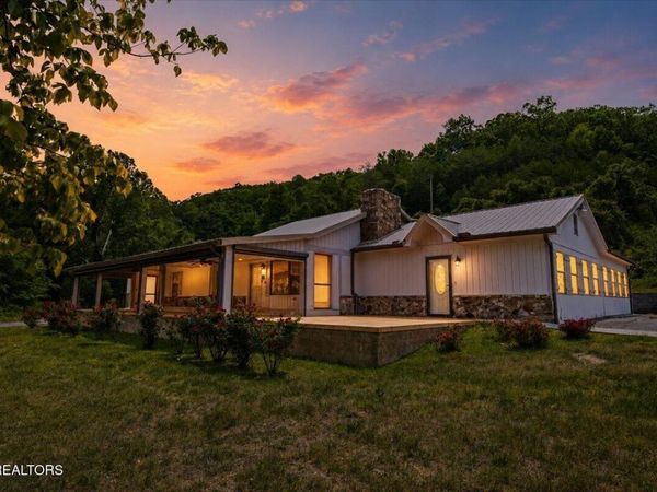 190 Dogwood Rd, Caryville, TN 37714