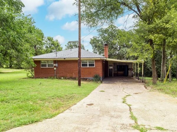 201 Admiral Drive, Gun Barrel City, TX 75156