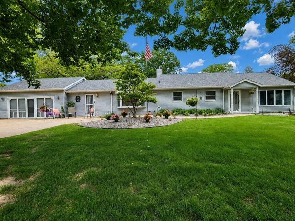 622 S 4th STREET, Silver Lake, WI 53170