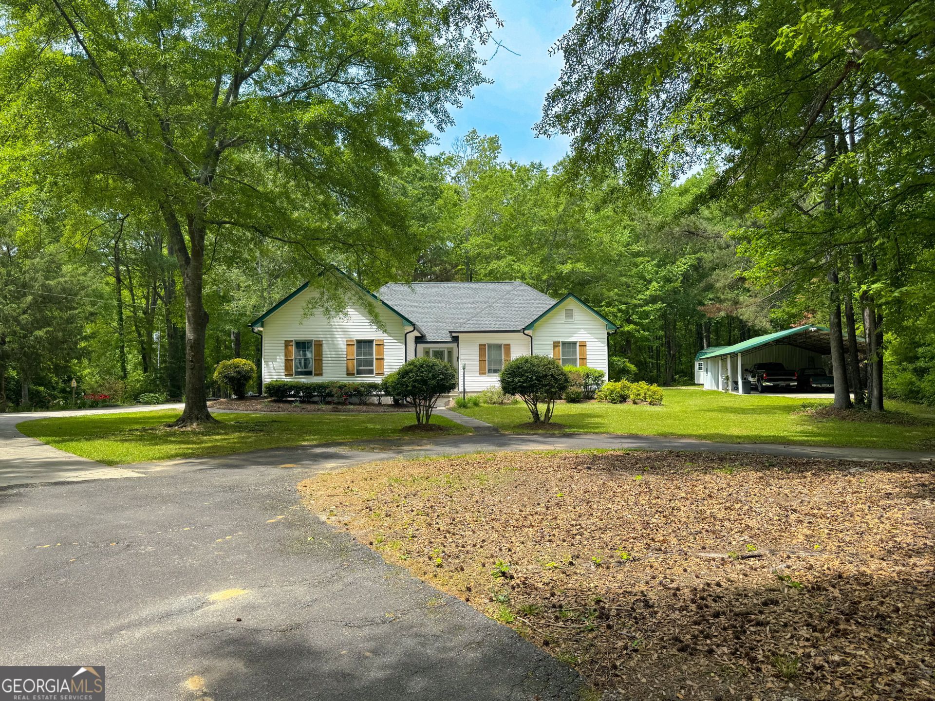 514 Rose Hill Road, Meansville, GA 30256 Main Photo