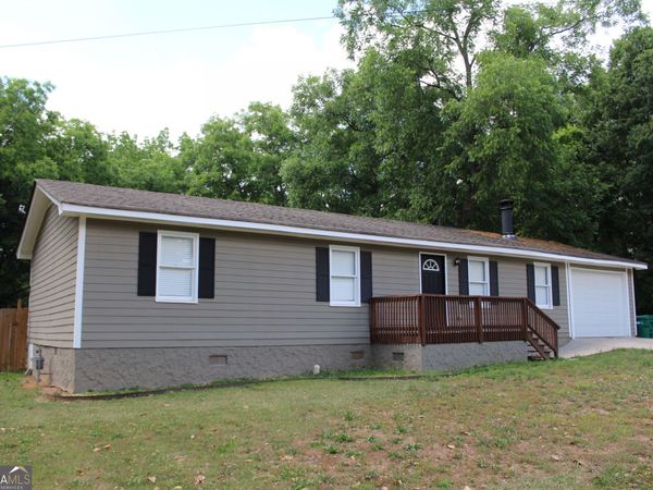 335 Poplar Avenue, Social Circle, GA 30025