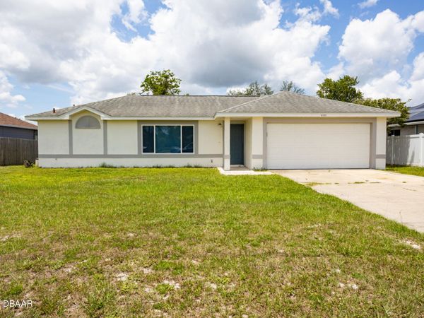 2940 Courtland Boulevard, Deltona, FL 32738