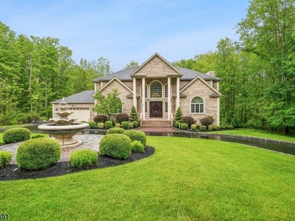 72 Hook Mountain Rd, Montville, NJ 07045
