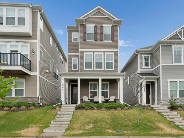 8064 Central Park Way N, Maple Grove, MN 55369