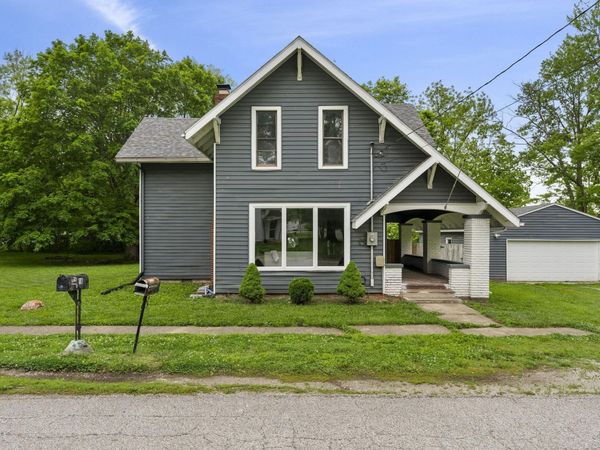 18 S Willard Street, Mulberry, IN 46058