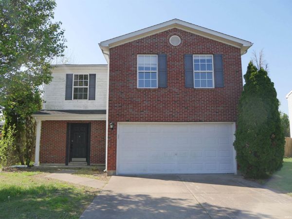 8145 BLAKE Boulevard, Newburgh, IN 47630