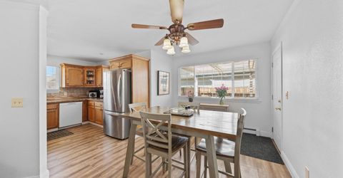 693 Lassen Way, Gardnerville, NV 89460 Photo
