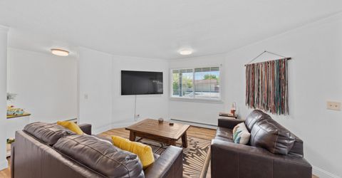 693 Lassen Way, Gardnerville, NV 89460 Photo