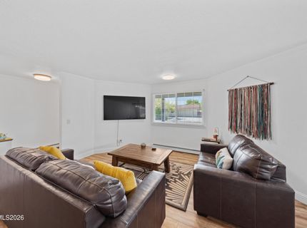 693 Lassen Way, Gardnerville, NV 89460 Photo