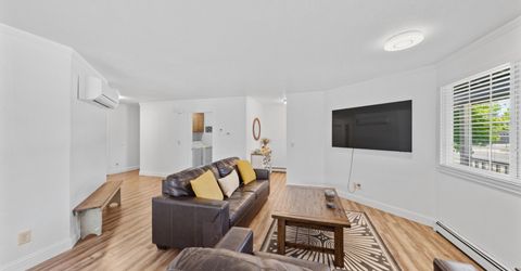 693 Lassen Way, Gardnerville, NV 89460 Photo