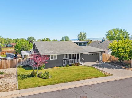 693 Lassen Way, Gardnerville, NV 89460 Photo