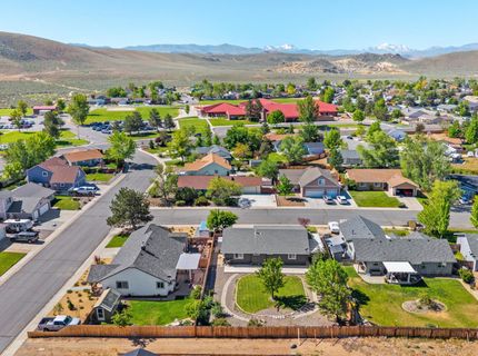 693 Lassen Way, Gardnerville, NV 89460 Photo