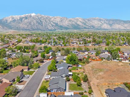 693 Lassen Way, Gardnerville, NV 89460 Photo