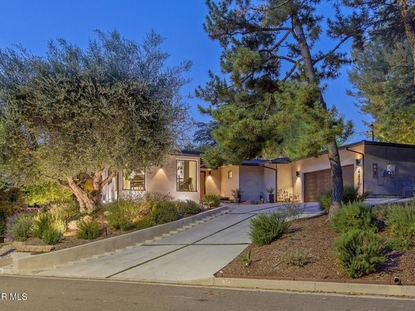 4430 Natoma Avenue, Woodland Hills, CA 91364