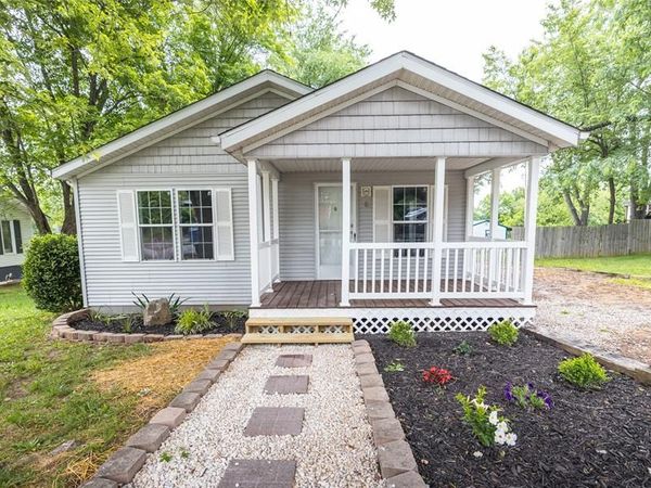6 S Martin Street, Salem, MO 65560