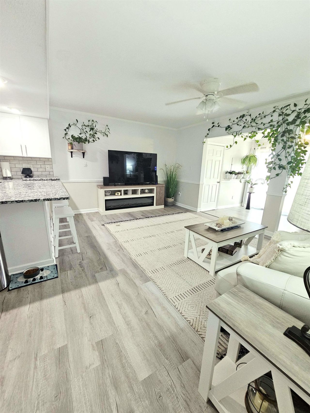 700 Deer Creek Rd. Photo 9