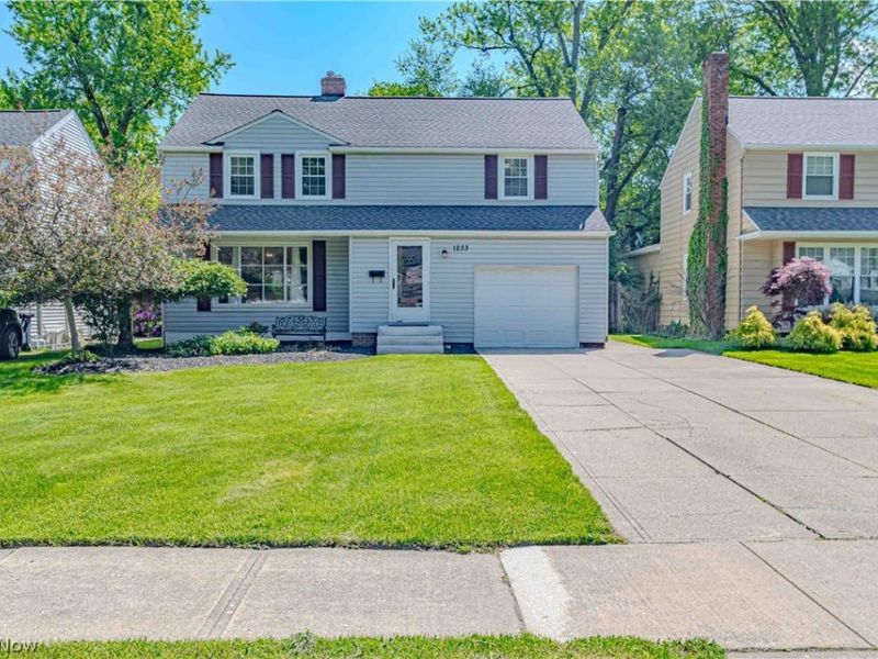 1233 Brainard Road , Lyndhurst, OH 44124 Photo 2