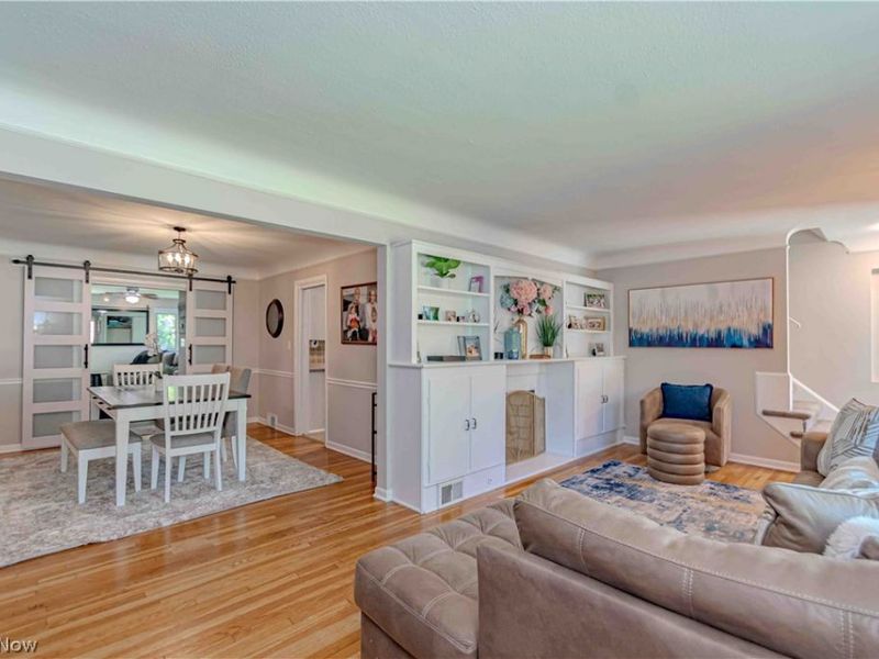 1233 Brainard Road , Lyndhurst, OH 44124 Photo 6
