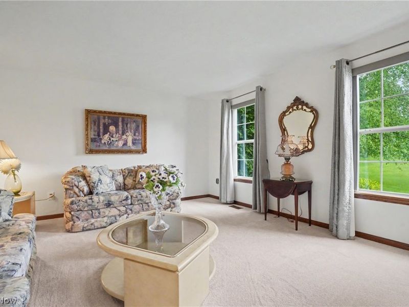 992 Martin Road, Mogadore, OH 44260 Photo 12