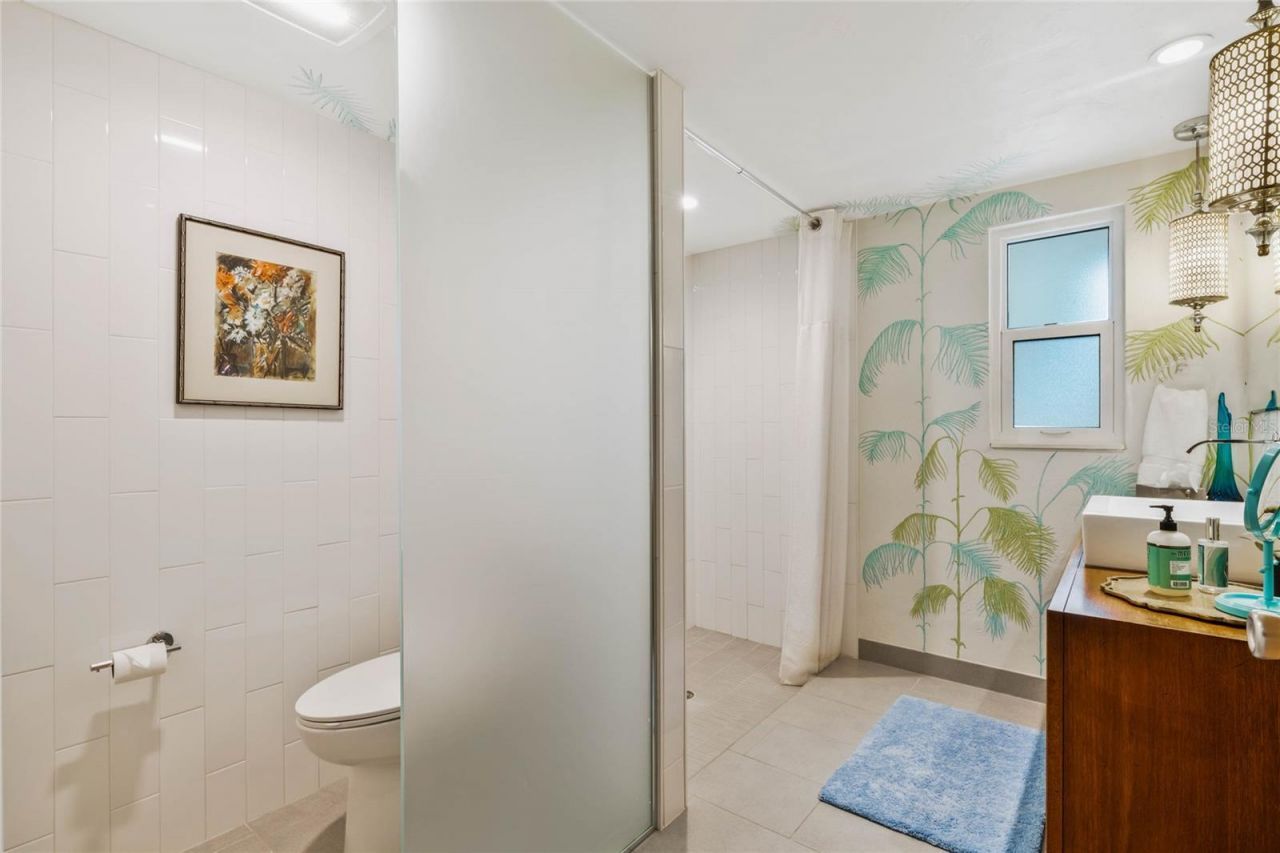 809 E 15th Avenue, New Smyrna Beach, FL 32169 Photo