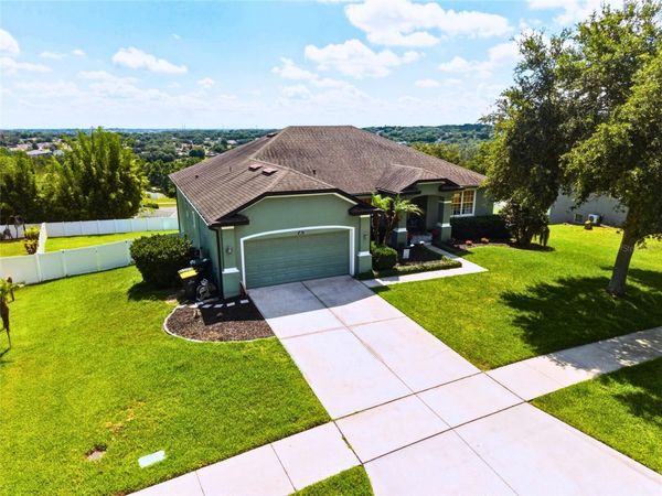1852 SANDERLING DRIVE , CLERMONT, FL 34711
