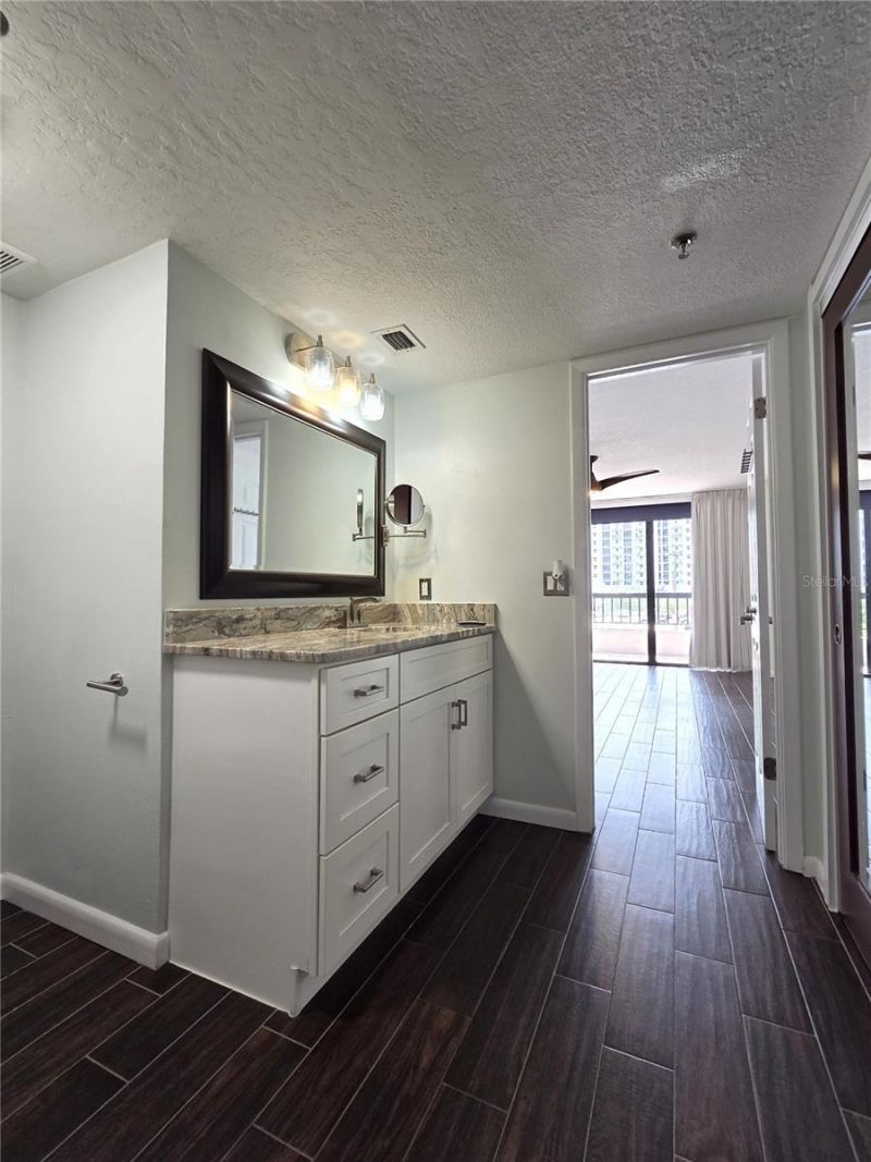 530 E Central Boulevard, Unit 604, Orlando, FL 32801 Photo