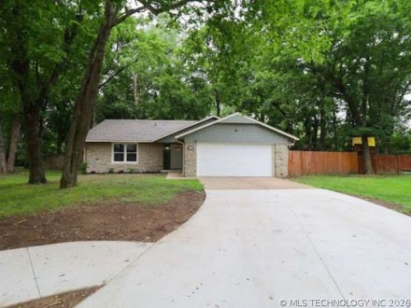 2509 E Tacoma Street , Broken Arrow, OK 74014