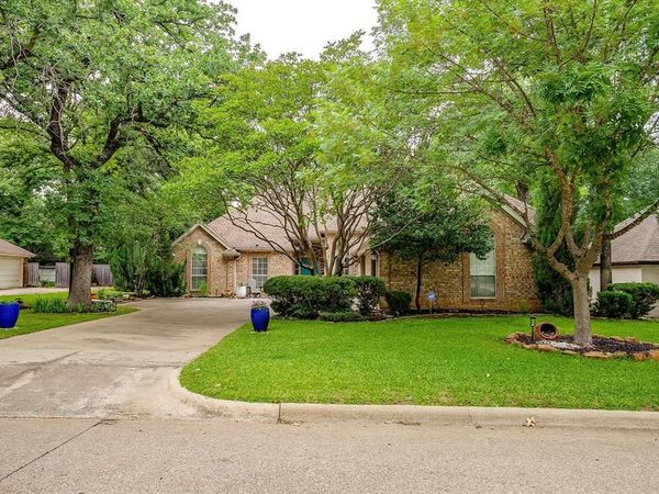 2024 Spinnaker Lane, Azle, TX 76020