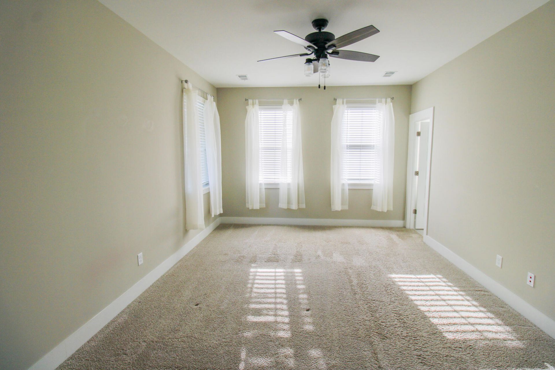 286 Great Lawn Drive Photo 13