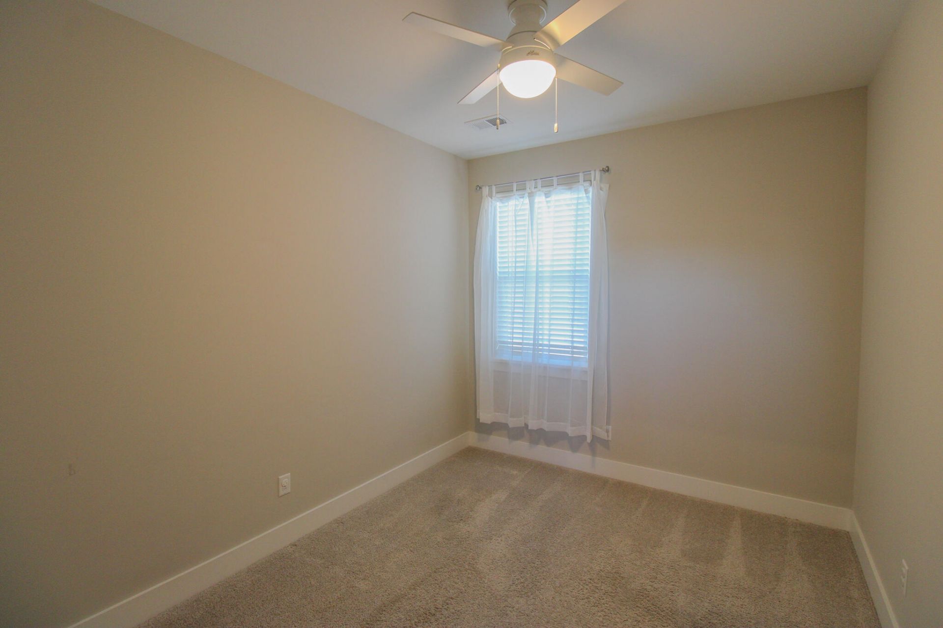 286 Great Lawn Drive Photo 22