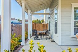 286 Great Lawn Drive photo 4