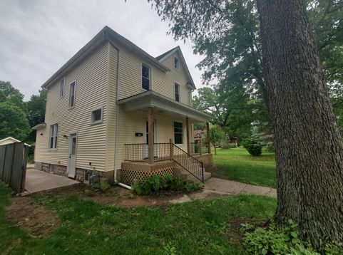 Main Photo