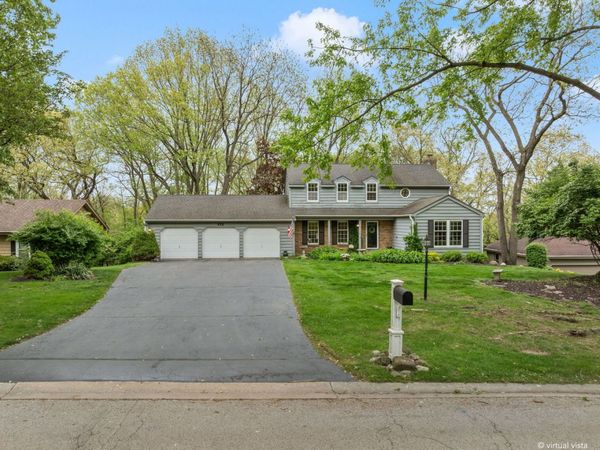 635 Oakview Drive , Algonquin, IL 60102